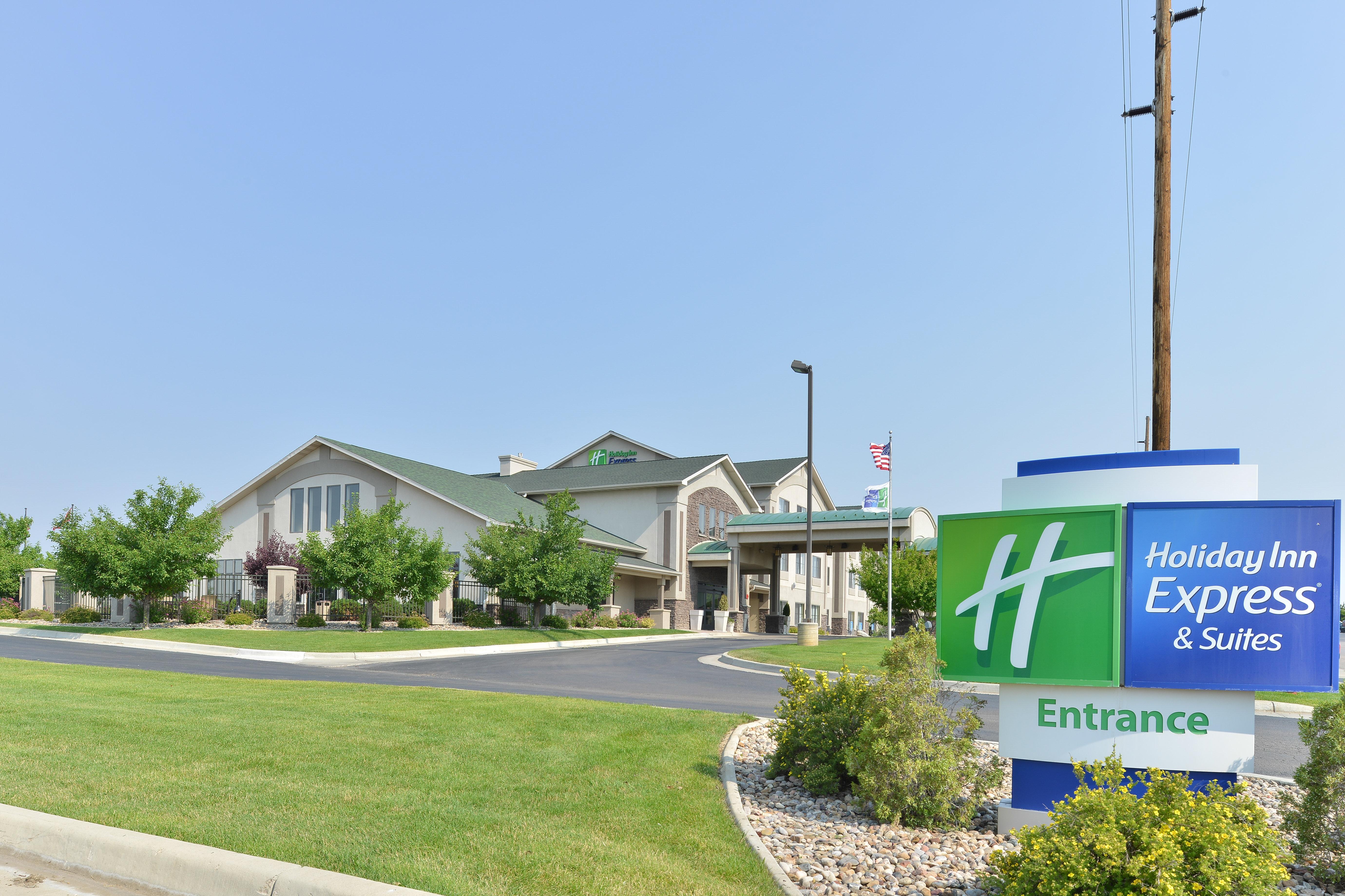 Holiday Inn Express Hotel & Suites Gillette By Ihg Exterior photo